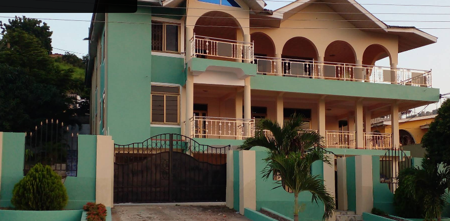 Exterior building view of West Hills Garden Accra